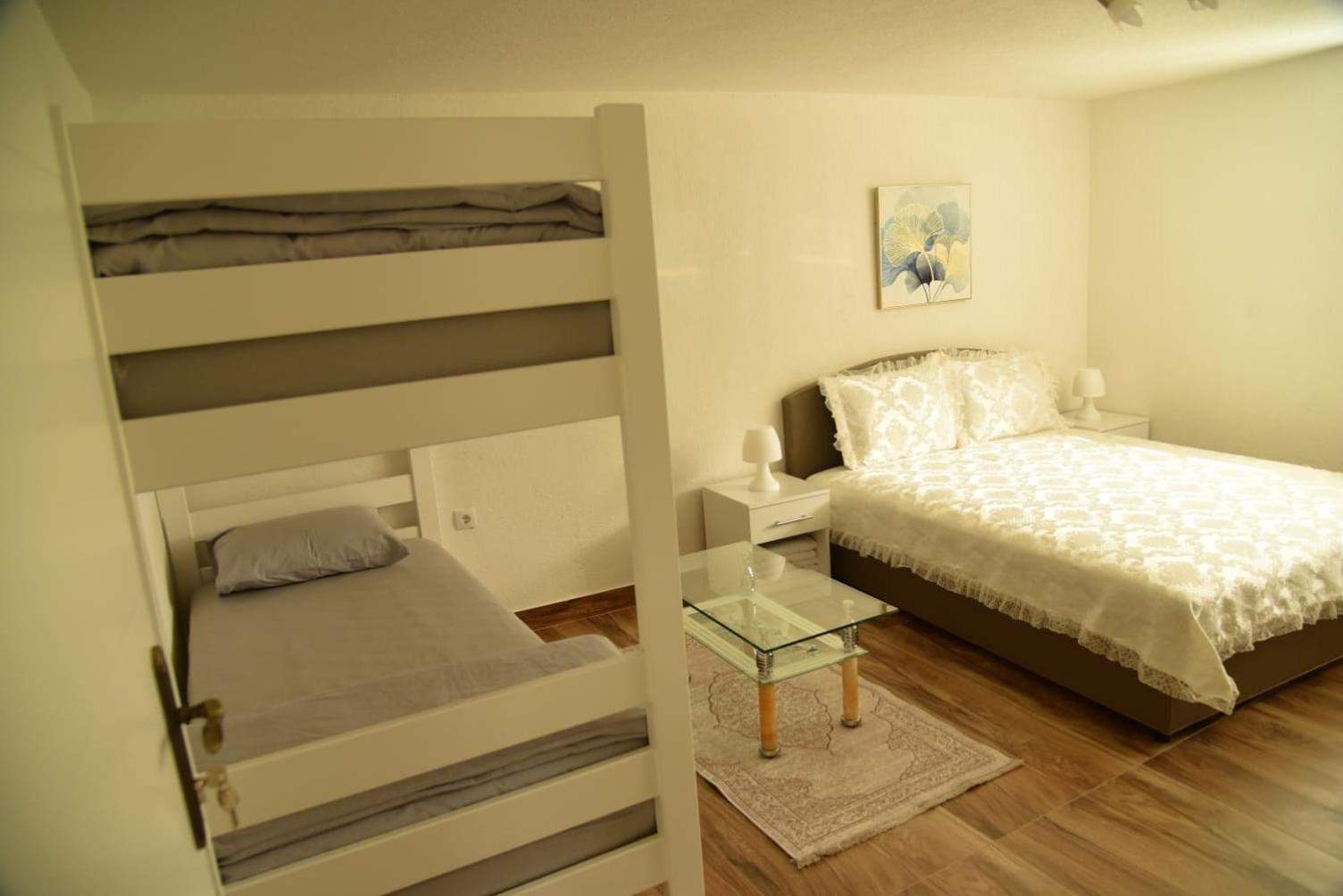 Lmm Apartmani Plav Bagian luar foto